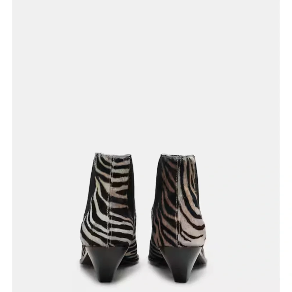 Golden Goose Boots - Picture 9 of 9